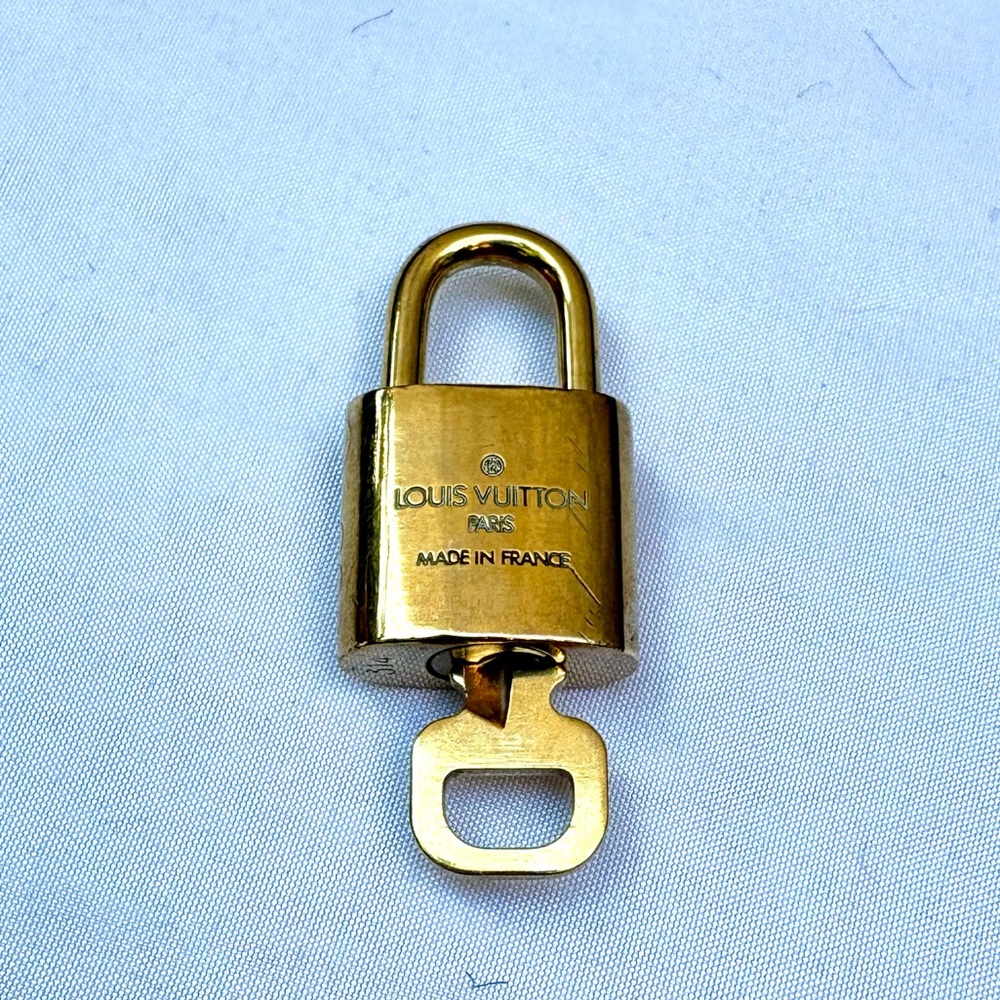 Louis Vuitton Brass Padlock & Key # 314 - Picture 3 of 4